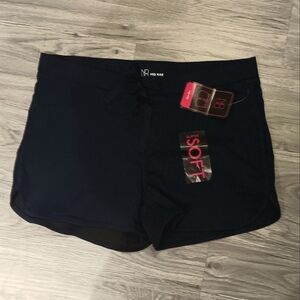 NWT! No Boundaries Mid Rise Super Soft Dark Navy Blue Shorts Size Large Women's